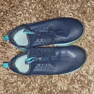 Clove Sneakers Womens 12.5 / Men 11